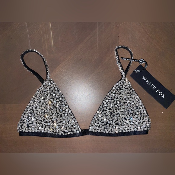 White fox bedazzled crop top - Picture 2 of 3